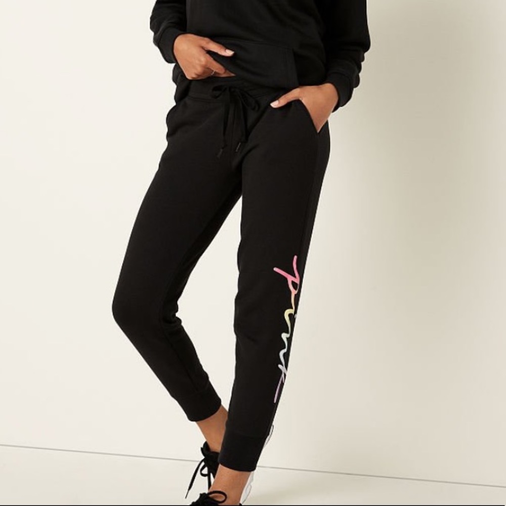 VS PINK jogger